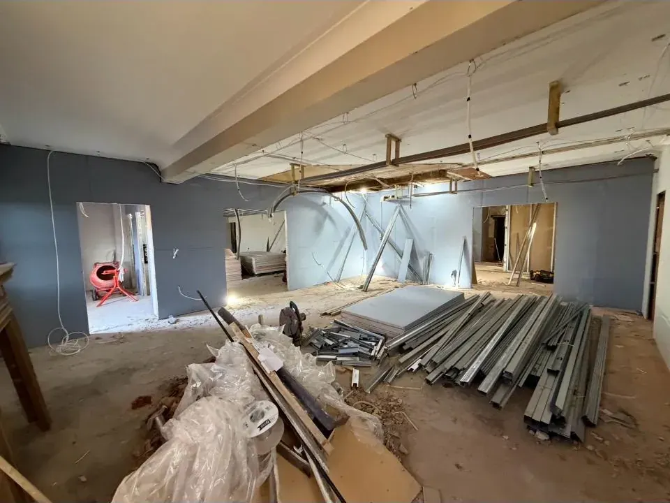 Open-plan fit-out with ceiling hangers